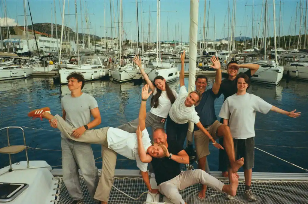 How to Find Travel Companions for a Yacht Trip